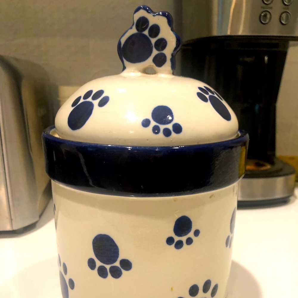Ceramic dog cookie jar